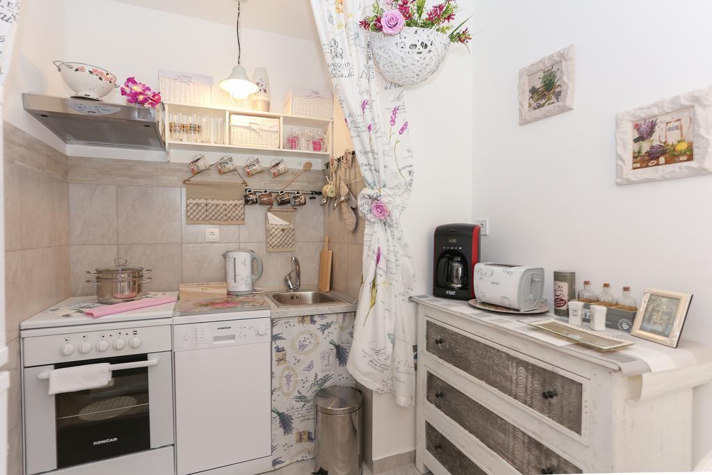 Apartment Vesna Спліт Екстер'єр фото