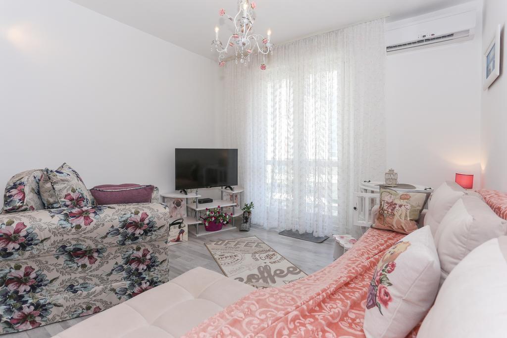 Apartment Vesna Спліт Екстер'єр фото